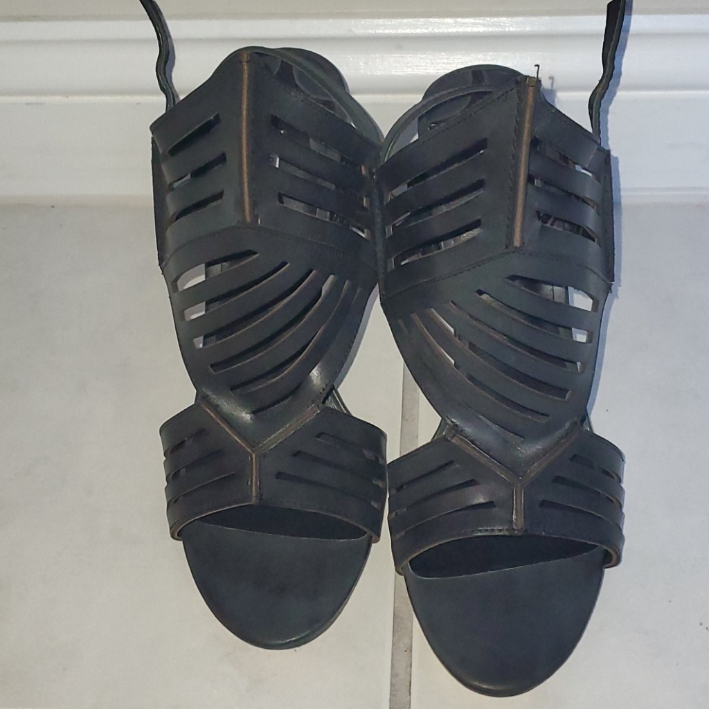 Leon Max Sexy Wedge